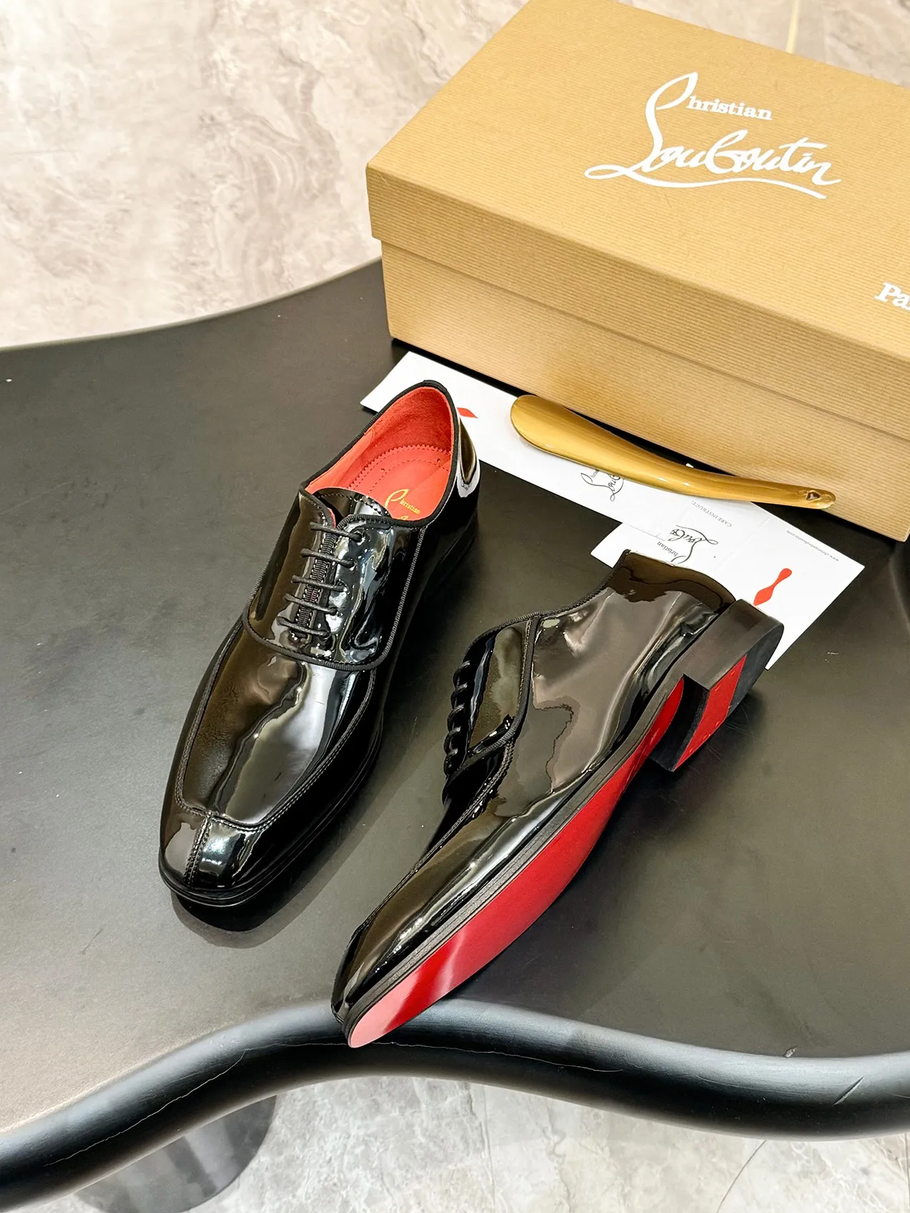 💰960 ••New real shots••CL～High-end men’s 👔Casual•loafers with red soles! ••🆑Genuine and top-quality goods from original orders ••✅💯 Purchase goods from top-quality original orders! Original imported patterned cowhide ➕Imported cowhide lining ➕Cowhide feet ➕Original leather outsole~🉑️Feel free to compare the authentic ones! Size: 39-44 (38.45.46.47 can be customized)